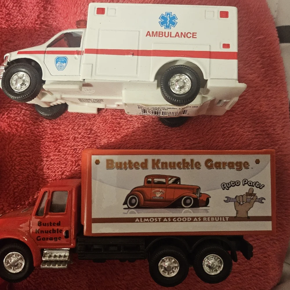 Shing Fat Huiyang Pullback‎ Vehicle Lot of 5 (Fire, Ambulance, 2 Buses, Truck)